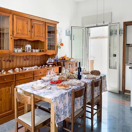 Poseidon Clima E Parking Dom wakacyjny Torre Squillace