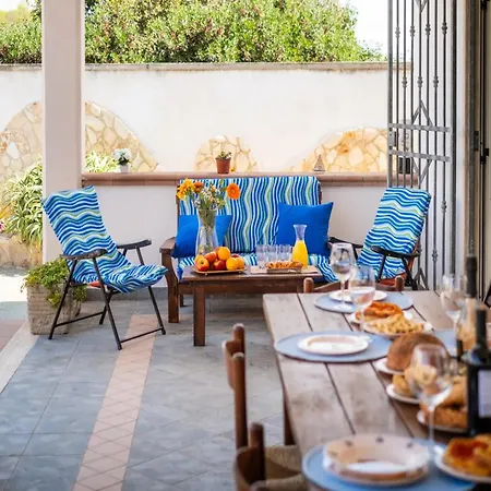 Poseidon Clima E Parking Dom wakacyjny Torre Squillace